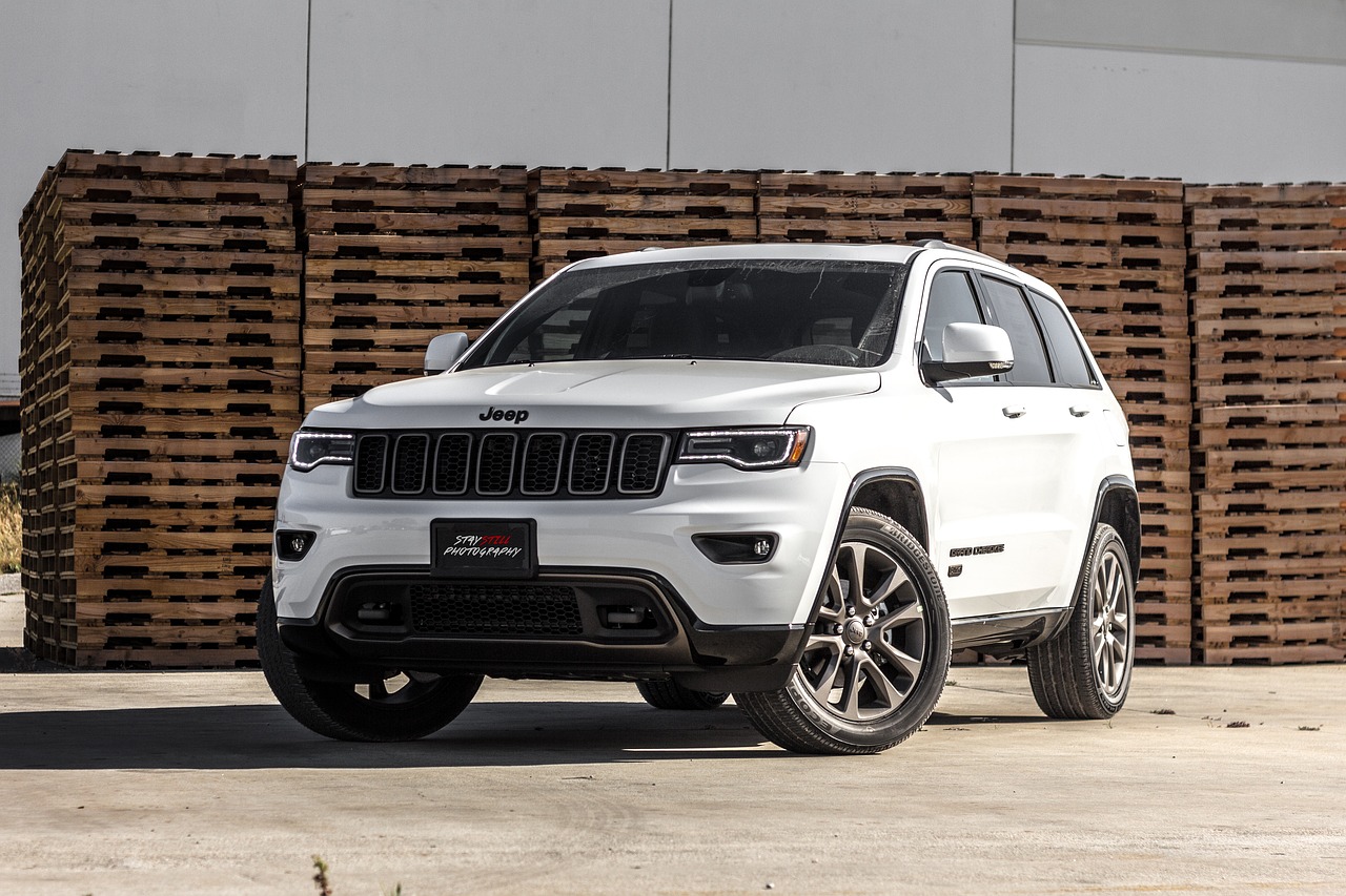 Jeep自由客最新價格解析，市場趨勢與購車策略深度探討